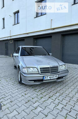 Седан Mercedes-Benz C-Class 2000 в Івано-Франківську