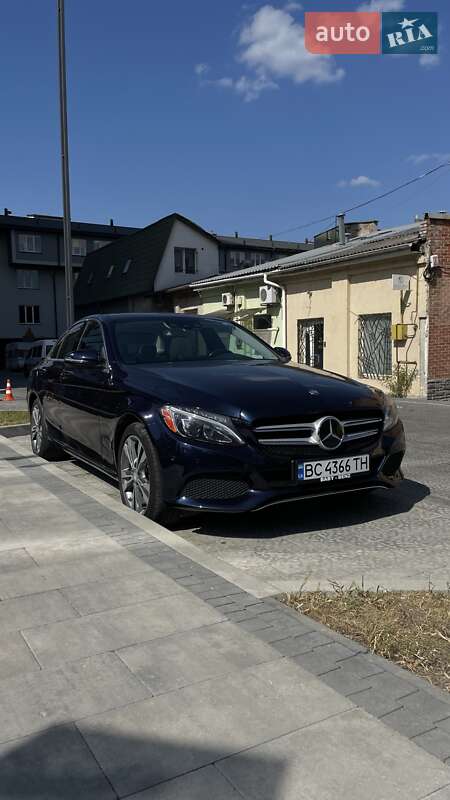 Седан Mercedes-Benz C-Class 2015 в Львове