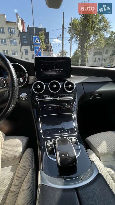 Седан Mercedes-Benz C-Class 2015 в Львове