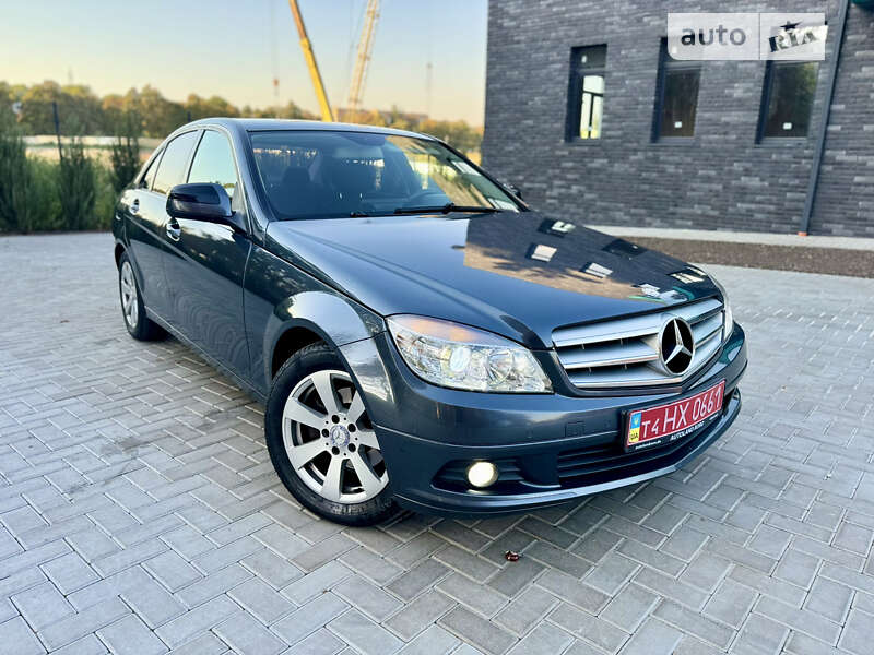 Седан Mercedes-Benz C-Class 2008 в 