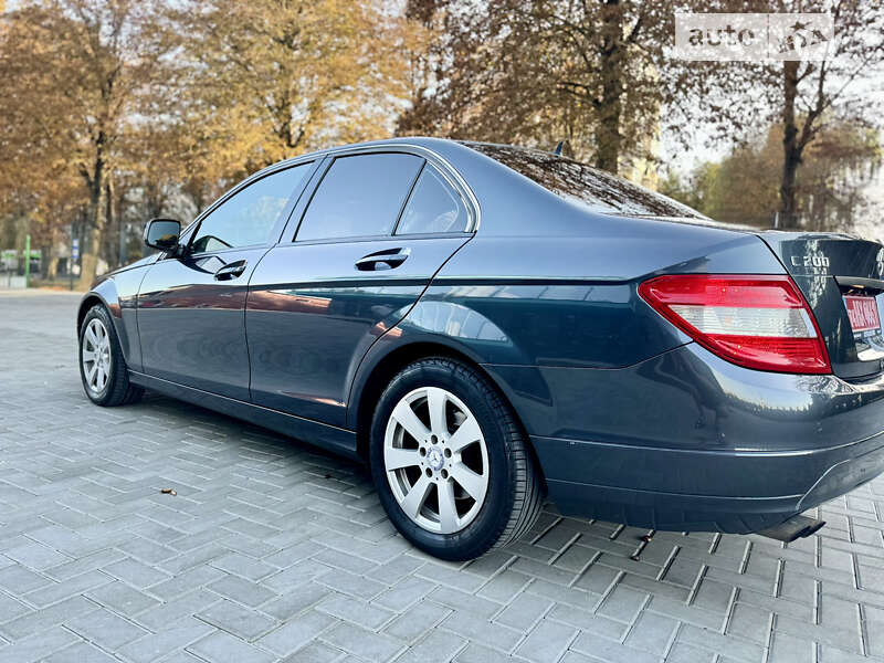 Седан Mercedes-Benz C-Class 2008 в Ровно