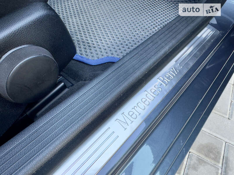 Седан Mercedes-Benz C-Class 2008 в Ровно