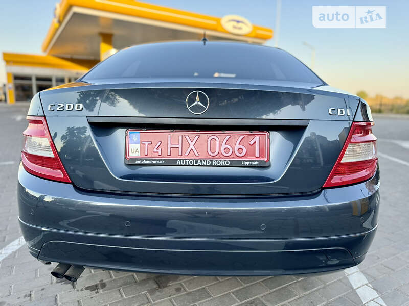Седан Mercedes-Benz C-Class 2008 в Ровно