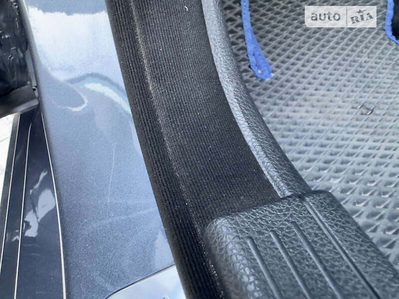 Седан Mercedes-Benz C-Class 2008 в Ровно