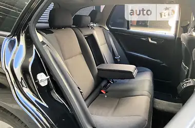 Mercedes-Benz C-Class 2012