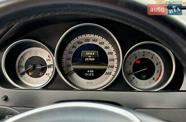 Седан Mercedes-Benz C-Class 2012 в 