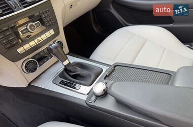 Купе Mercedes-Benz C-Class 2012 в 