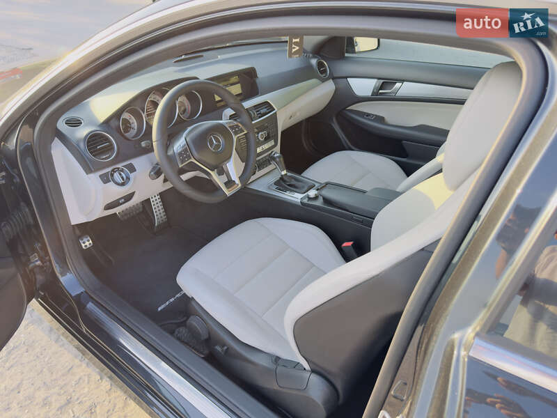 Купе Mercedes-Benz C-Class 2012 в Одессе