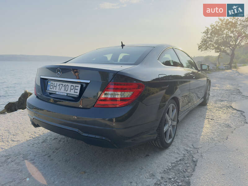 Купе Mercedes-Benz C-Class 2012 в Одессе