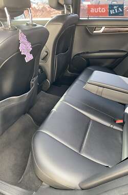 Седан Mercedes-Benz C-Class 2013 в 