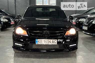 Седан Mercedes-Benz C-Class 2011 в Кам'янському