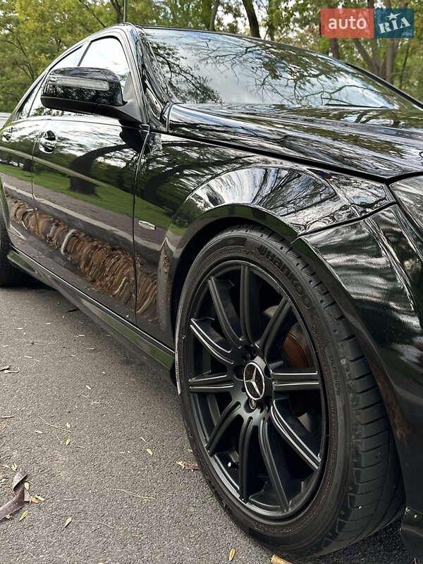 Седан Mercedes-Benz C-Class 2008 в Одессе