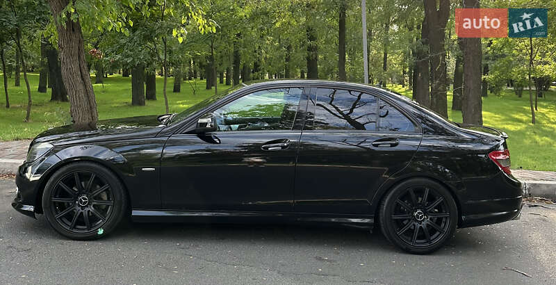 Седан Mercedes-Benz C-Class 2008 в Одессе