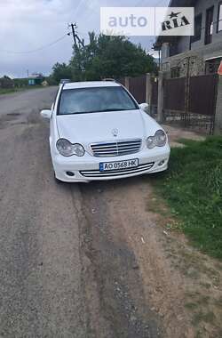 Универсал Mercedes-Benz C-Class 2005 в Ужгороде