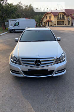 Универсал Mercedes-Benz C-Class 2012 в Маневичах