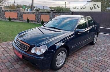 Седан Mercedes-Benz C-Class 2003 в Івано-Франківську