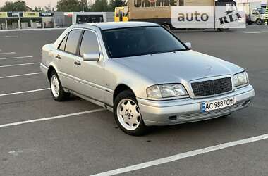 Седан Mercedes-Benz C-Class 1997 в Луцьку