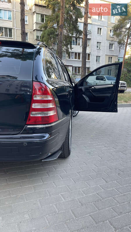 Універсал Mercedes-Benz C-Class 2007 в Києві