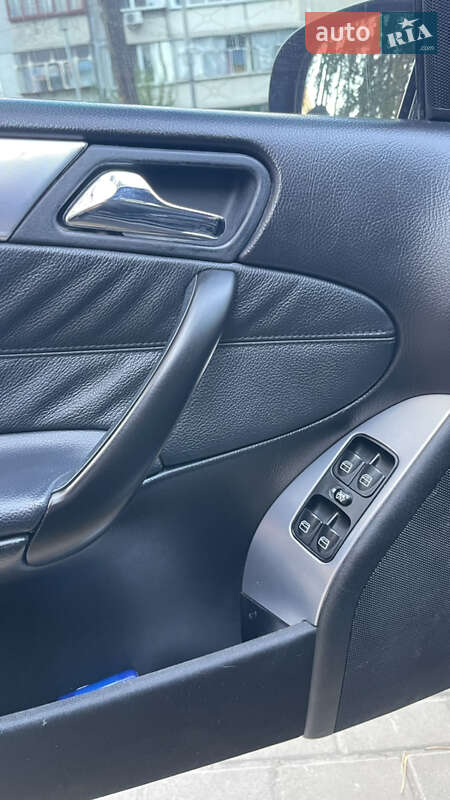 Універсал Mercedes-Benz C-Class 2007 в Києві
