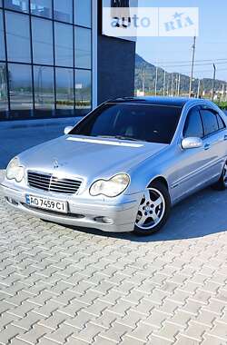 Седан Mercedes-Benz C-Class 2001 в Хусті