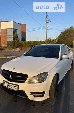 Седан Mercedes-Benz C-Class 2013 в Киеве