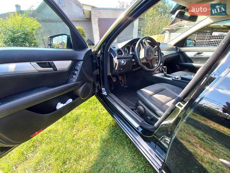 Универсал Mercedes-Benz C-Class 2012 в Горохове