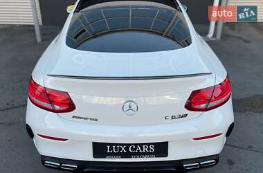 Купе Mercedes-Benz C-Class 2016 в 
