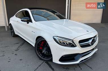 Купе Mercedes-Benz C-Class 2016 в 