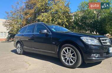 Mercedes-Benz C-Class 2010