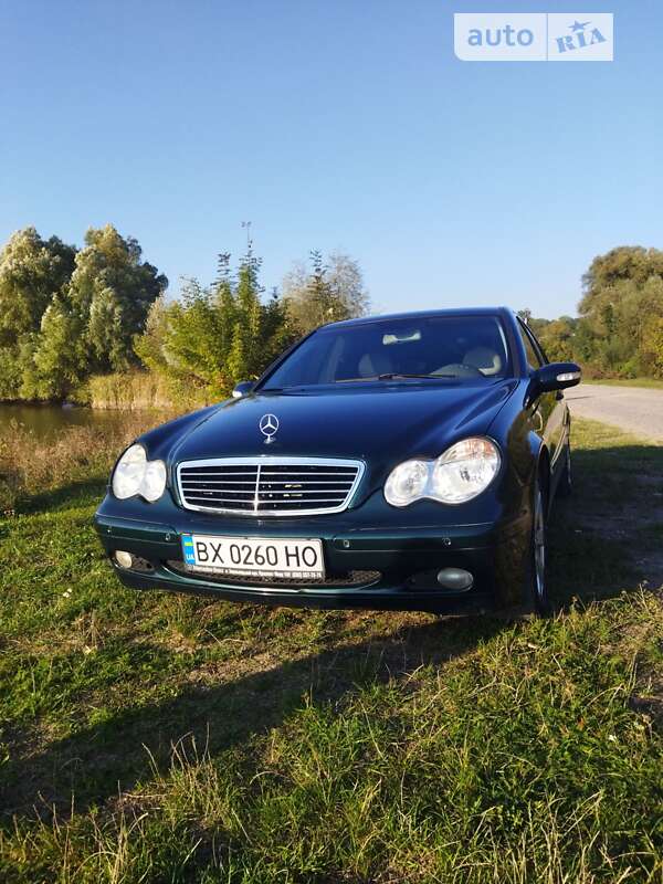 Седан Mercedes-Benz C-Class 2002 в Хмельницком