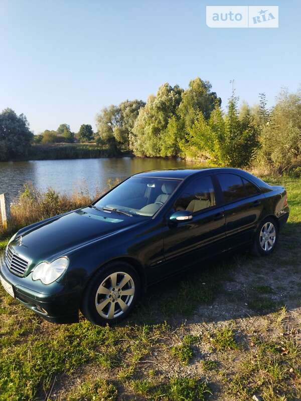 Седан Mercedes-Benz C-Class 2002 в Хмельницком