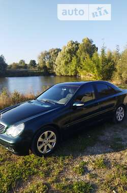 Седан Mercedes-Benz C-Class 2002 в 