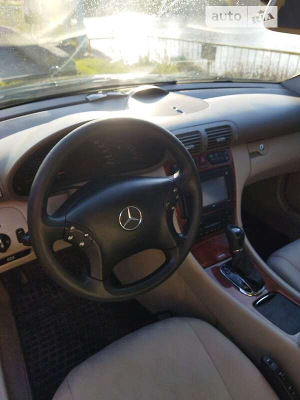 Седан Mercedes-Benz C-Class 2002 в Хмельницком