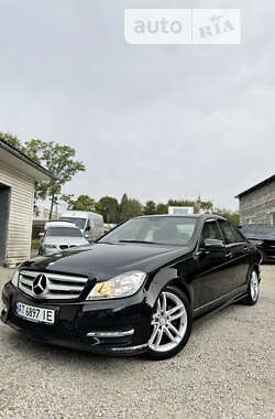 Седан Mercedes-Benz C-Class 2011 в Івано-Франківську