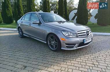 Mercedes-Benz C-Class 2011 Mercedes-Benz C-Class 2011