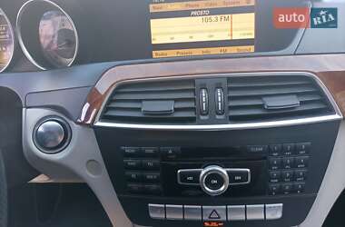 Седан Mercedes-Benz C-Class 2011 в 