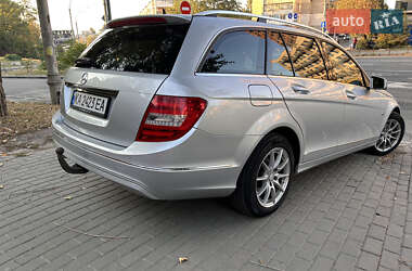 Универсал Mercedes-Benz C-Class 2011 в 