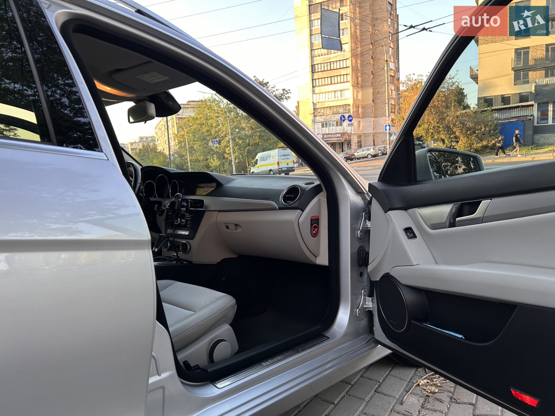 2011 Mercedes-Benz C-klasse - мініатюра 33