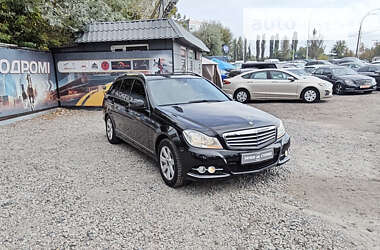 Универсал Mercedes-Benz C-Class 2012 в Киеве