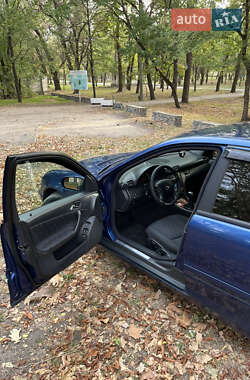 Седан Mercedes-Benz C-Class 2002 в 