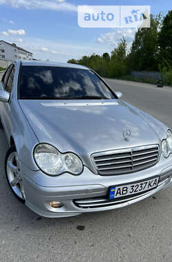 Седан Mercedes-Benz C-Class 2006 в 