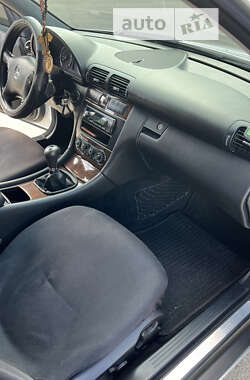 Седан Mercedes-Benz C-Class 2006 в 