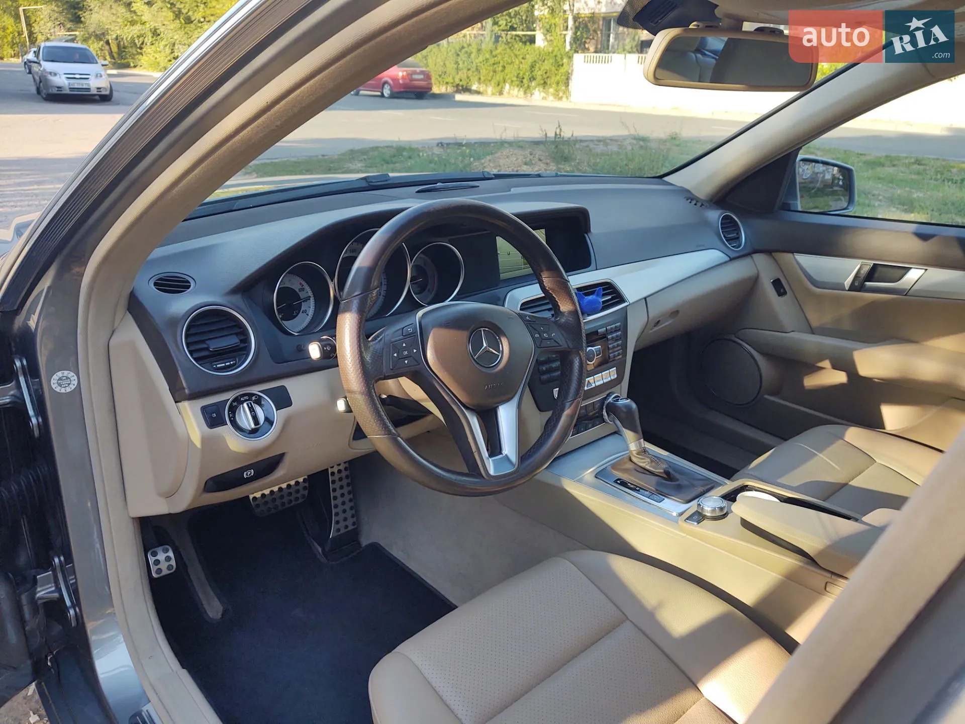 2013 Mercedes-Benz C-klasse - мініатюра 22