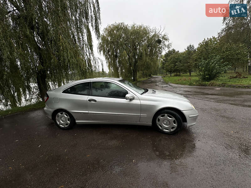 Купе Mercedes-Benz C-Class 2001 в Ровно