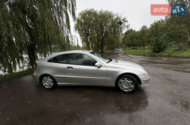Купе Mercedes-Benz C-Class 2001 в 