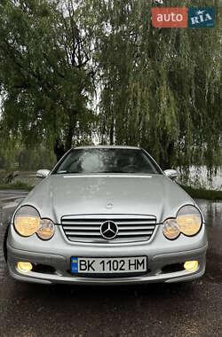 Купе Mercedes-Benz C-Class 2001 в 