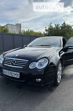 Купе Mercedes-Benz C-Class 2004 в Харькове