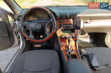 Седан Mercedes-Benz C-Class 2001 в 