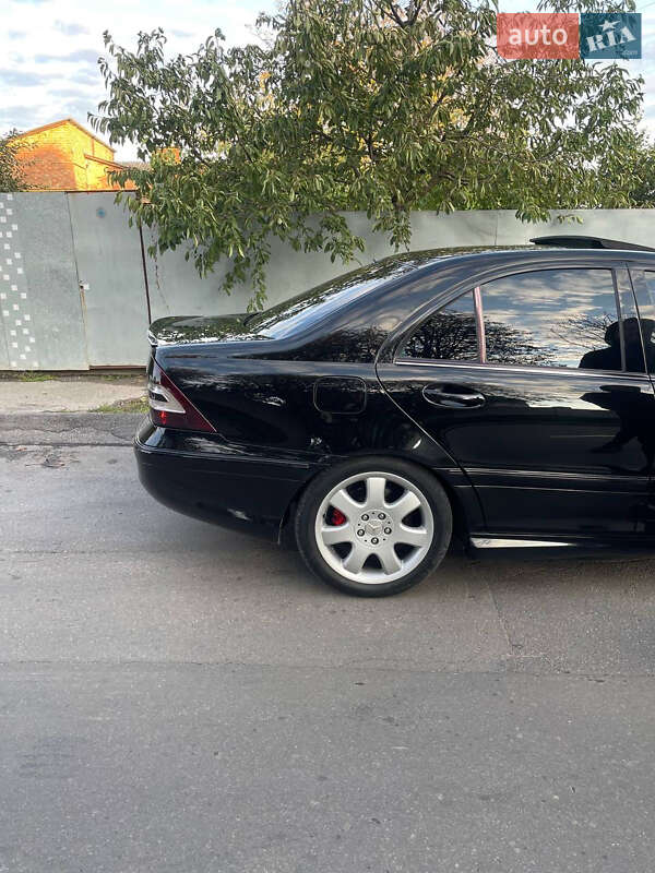 Седан Mercedes-Benz C-Class 2006 в Виннице