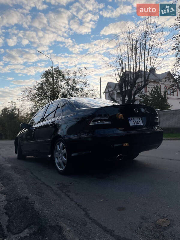 Седан Mercedes-Benz C-Class 2006 в Виннице